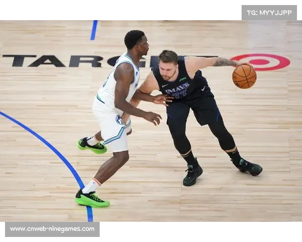 森林狼与鹈鹕比赛激烈，锡安与唐斯内线对抗成看点