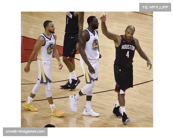 战术板:勇士队三月防守效率下滑,无限换防体系遭遇挑战 战术板:勇士队三月防守效率下滑,无限换防体系遭遇挑战